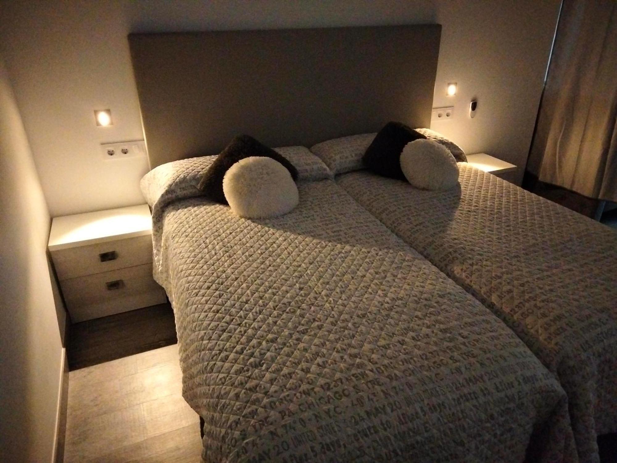 Loft La Calahorra Con Posibilidad De Aparcamiento Pregunta Por El Pack Mas Amor Córdoba Exterior foto